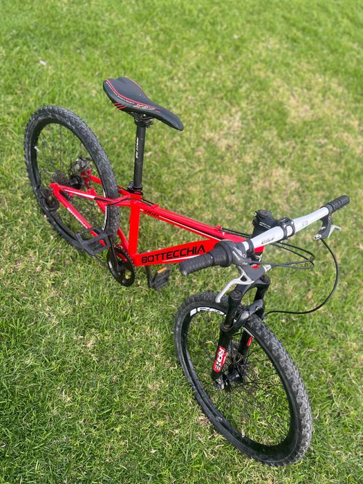 Bicicleta roda 24 mtb Bottecchia como nova importada de itália