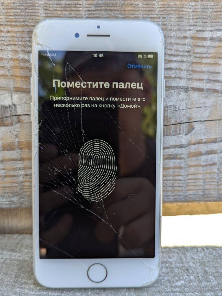 Iphone 8 64gb  76% акум