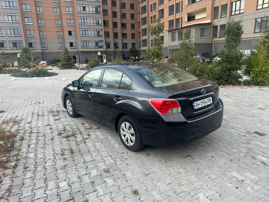 Subaru Impreza 2012-го року