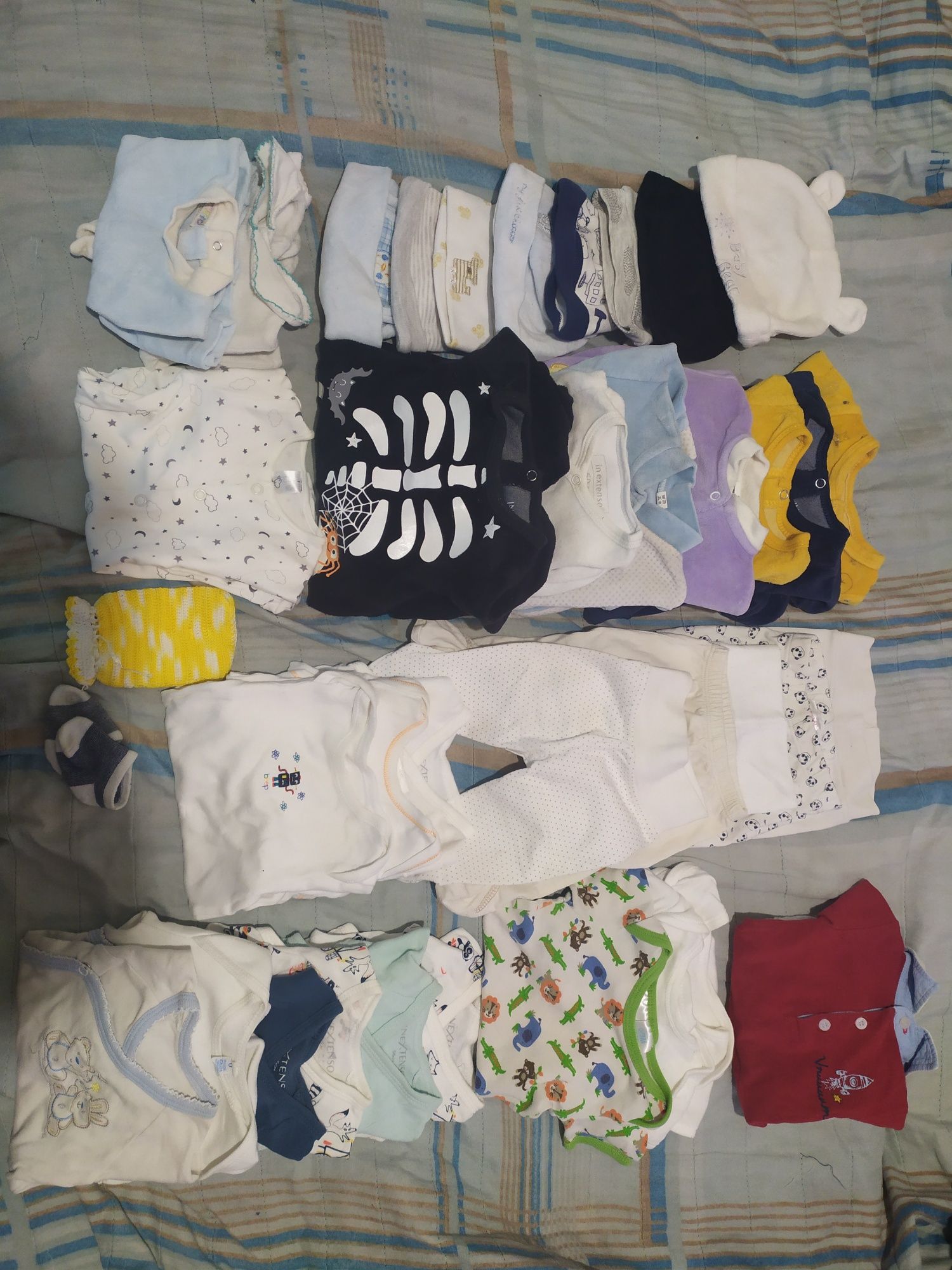 Roupa de bebe em óptimo estado