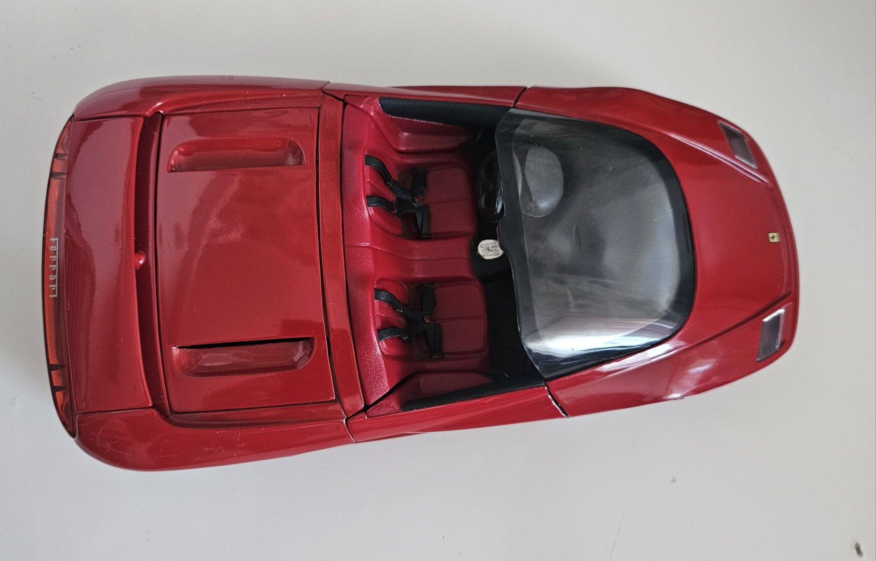 Ferrari Mythos model 1:18 miniaturka