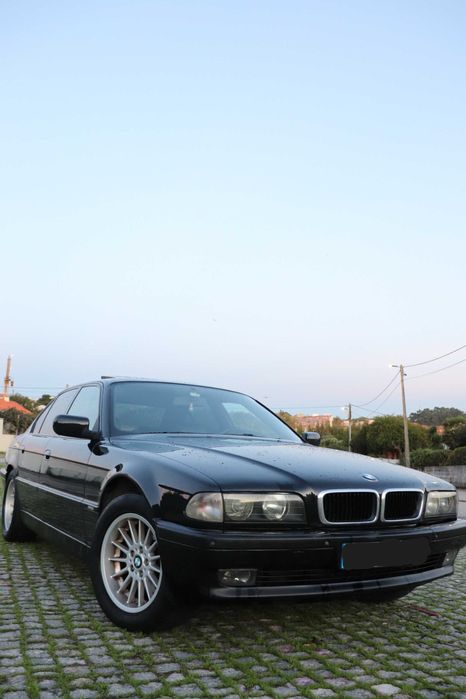 BMW Série 7 - 725tds (E38)