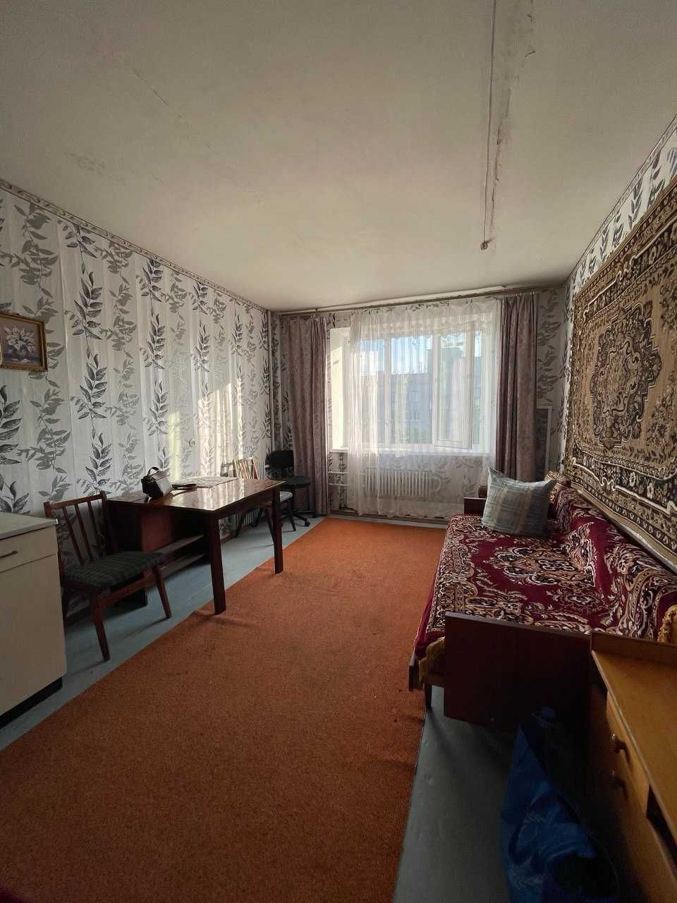 Продаж великої кімнати 17м2,Белова 2(NN)