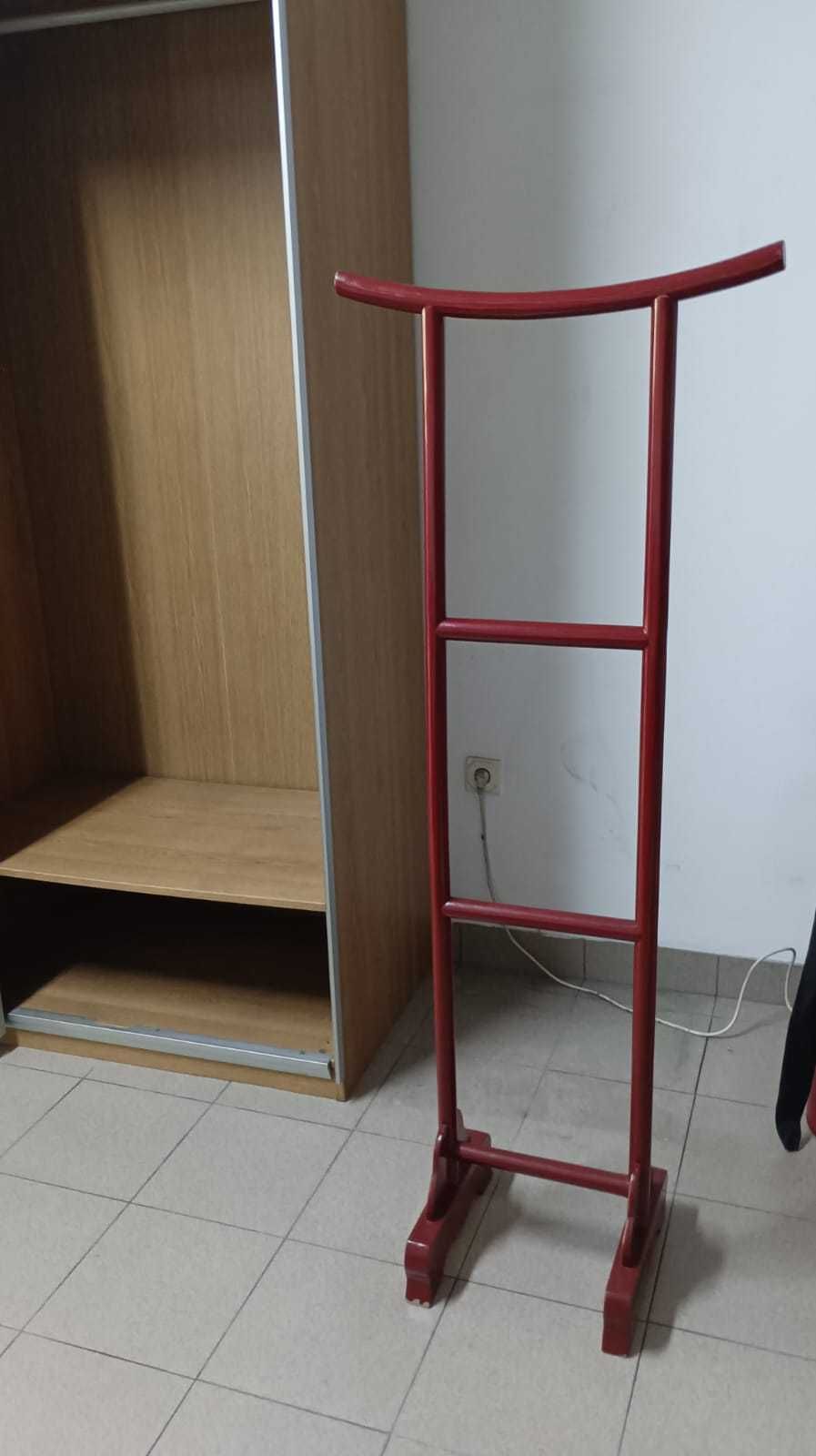 Cabide para quarto