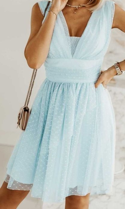 Sukienka na każdą okazję, nowa z metką, XS/34, przygaszony błękit