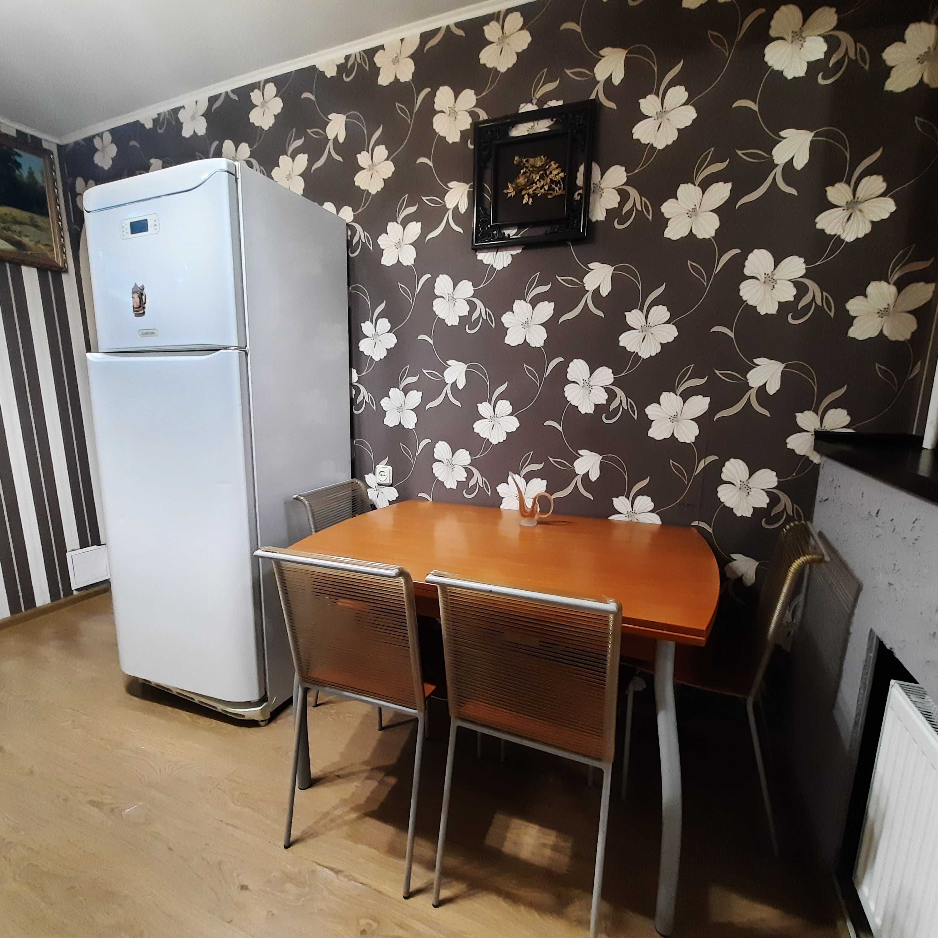 Продаж 3-кімнатної квартири на вул. Антоновича (Горького), 152,