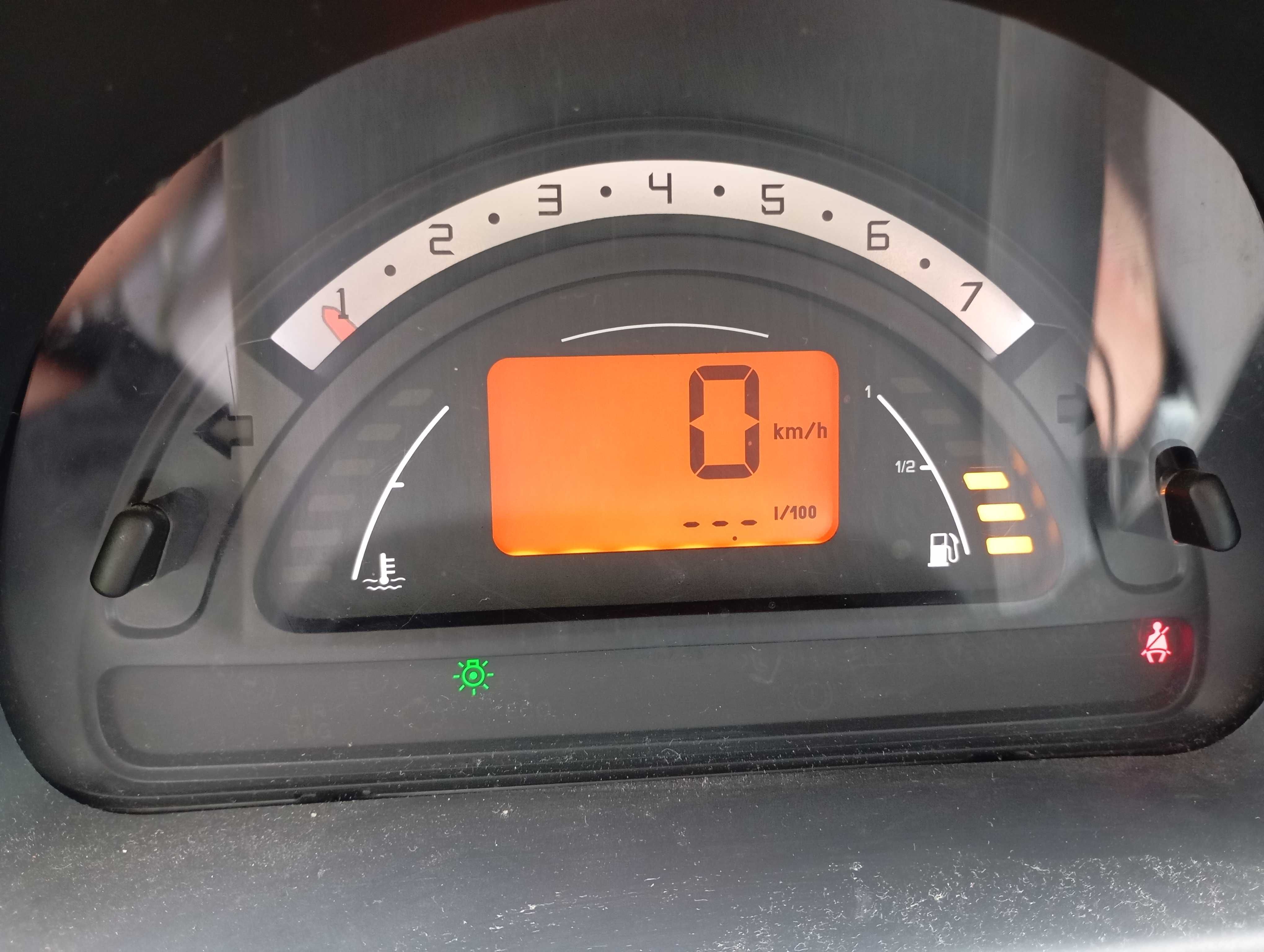 Citroen C3, benzyna 1.1, klima