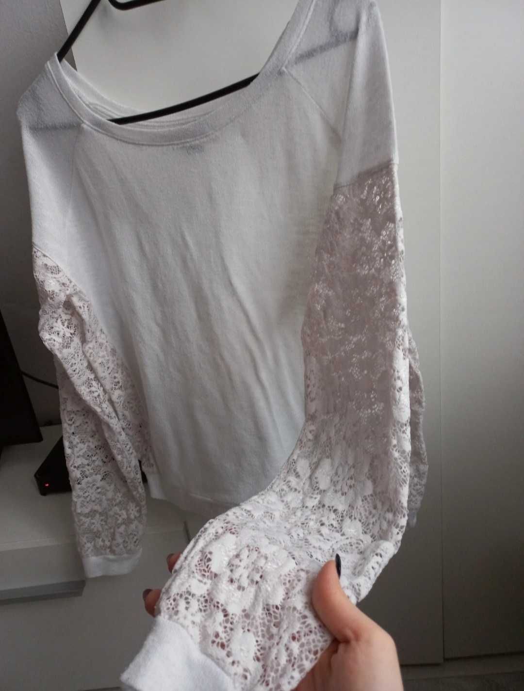 Biała bluzka bluza sweterek z koronkowymi rękawami cropp rozmiar L 40