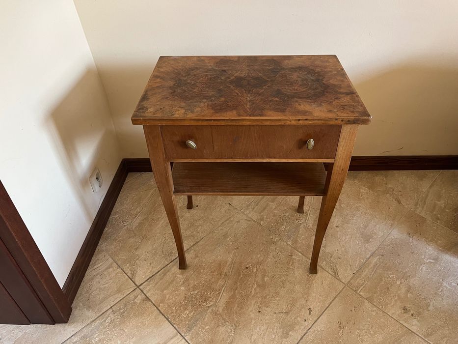 Toaletka komoda drewniana z szufladą