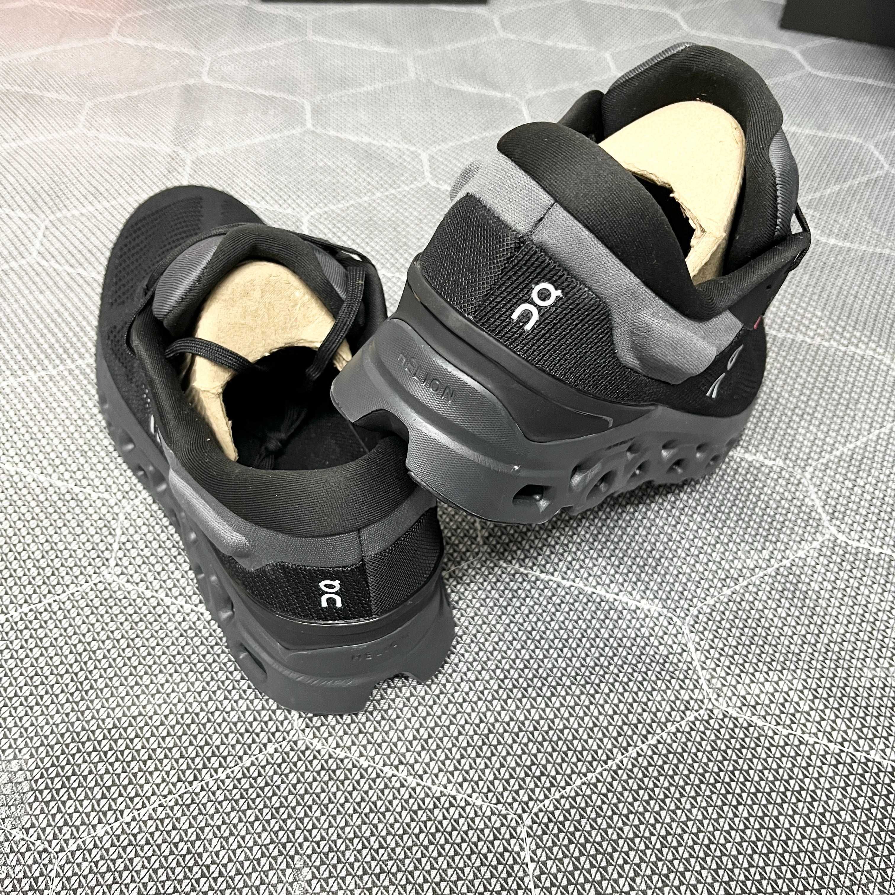 On Running Cloudmonster 3 R.41