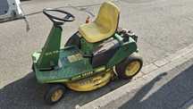 Kosiarka traktorek John deere gx75