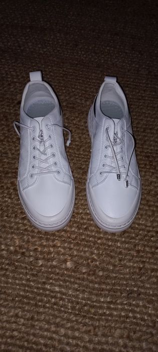 Sapatilhas da Temu ,n 40 pequeno