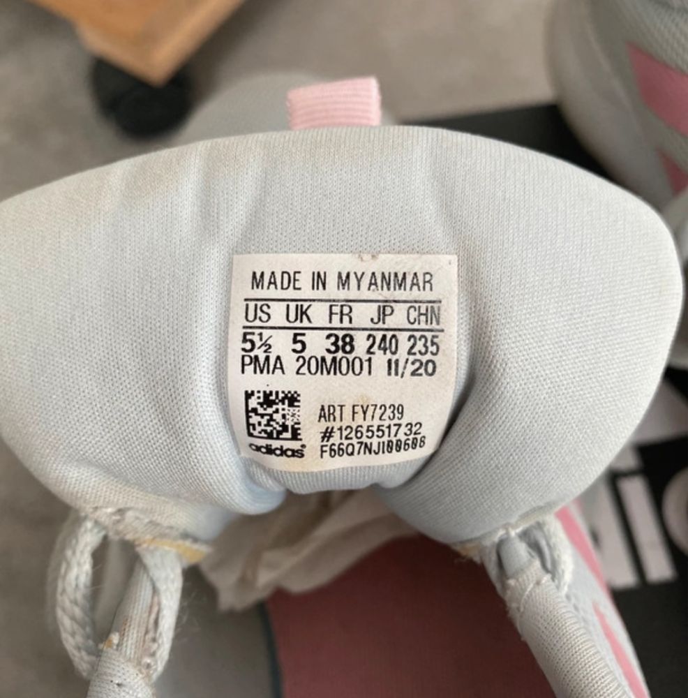 Buty sportowe Adidas, rozmiar 38