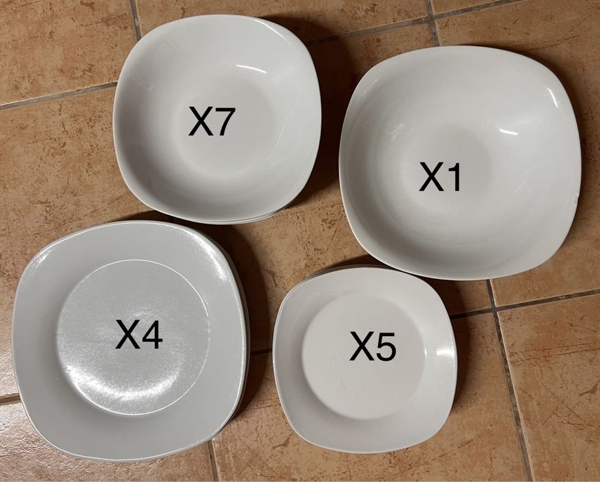 Vendo restos de coleções de loiça