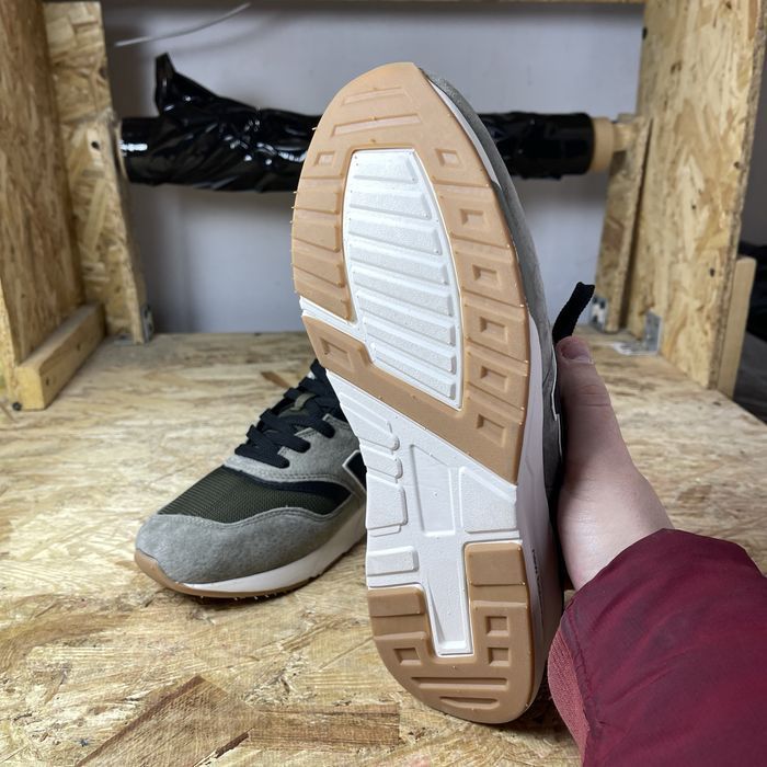 Чоловічі кросівки Нью Беленс 997 Olive