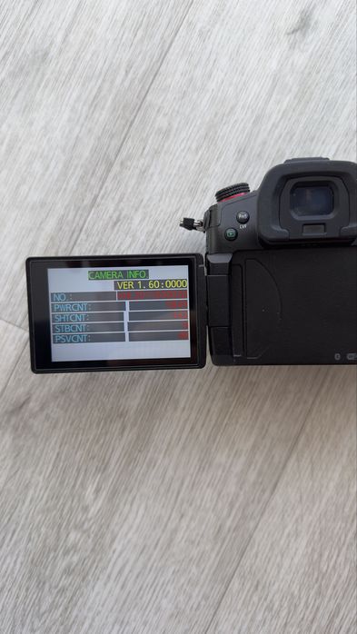 Продам фотоаппарат panasonic gh5s