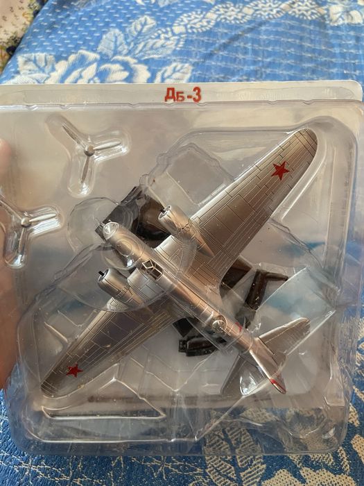 Колекційні моделі літаків з серії «Легендарні літаки»
