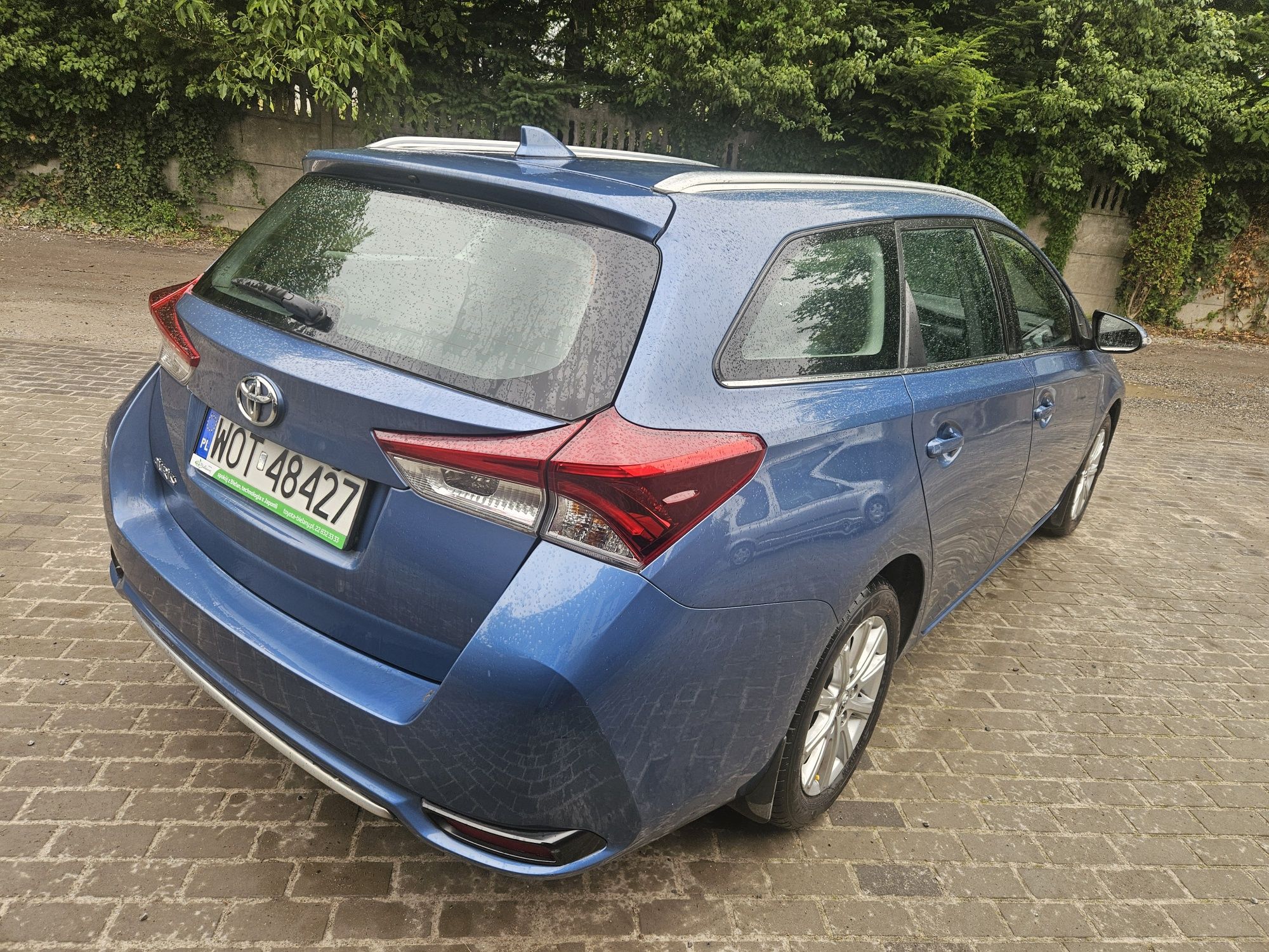 Toyota Auris Salon Polska Automat
