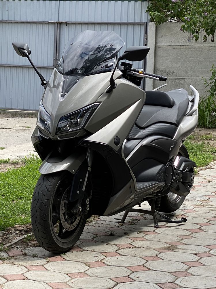 Yamaha T-Max 530 2016