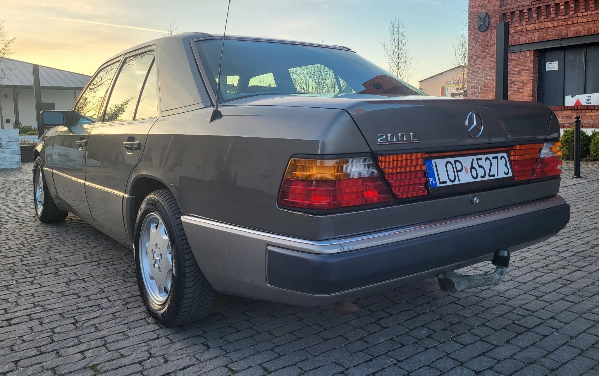 Mercedes-Benz W124 (1984-1993) 2.0 118km Szyberdach Piękny *141.000km*