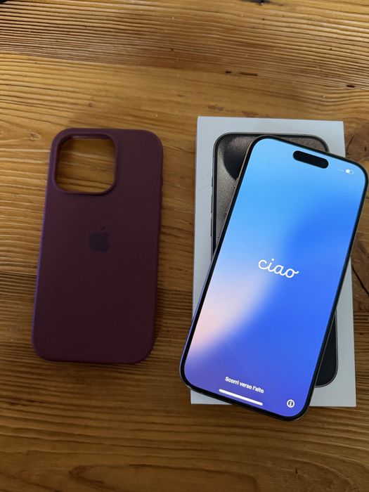 Iphone 15 pro stan idealny