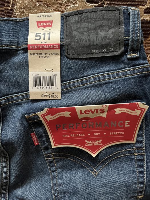Джинси нові Levi’s