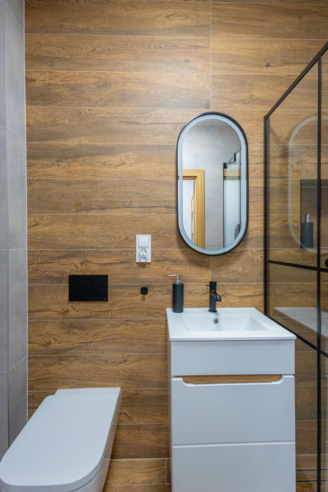 Rodzinny 6 osobowy apartament na wynajem Wieniawskiego Klimatyzacja