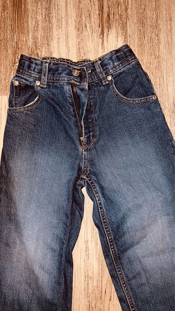 jeansy szerokie nogawki 110 cm chłopiec c2