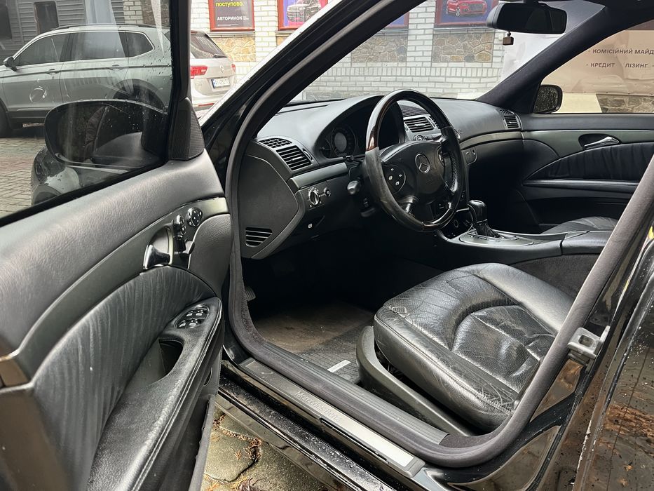 Mercedes-Benz E-Class 2003 за ГОТІВКУ або в КРЕДИТ