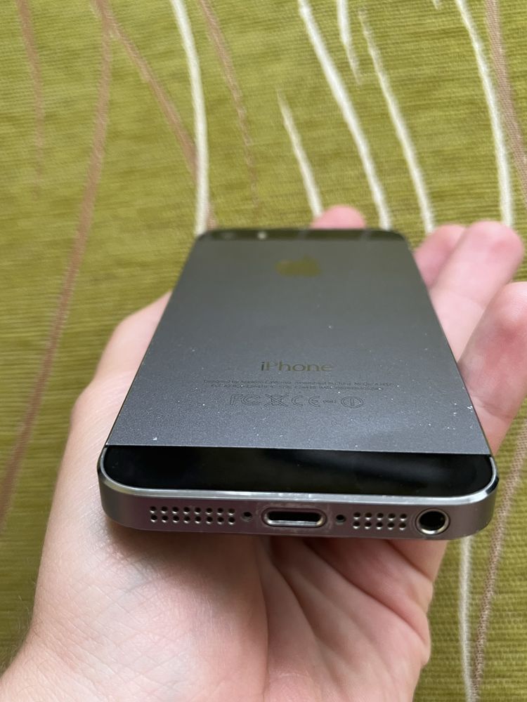 Iphone 5s.