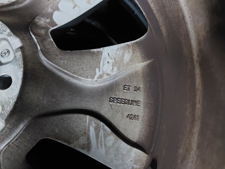 Felgi aluminiowe Audi 4KE601025L 19" 5X112 ET34 8J nowe opony