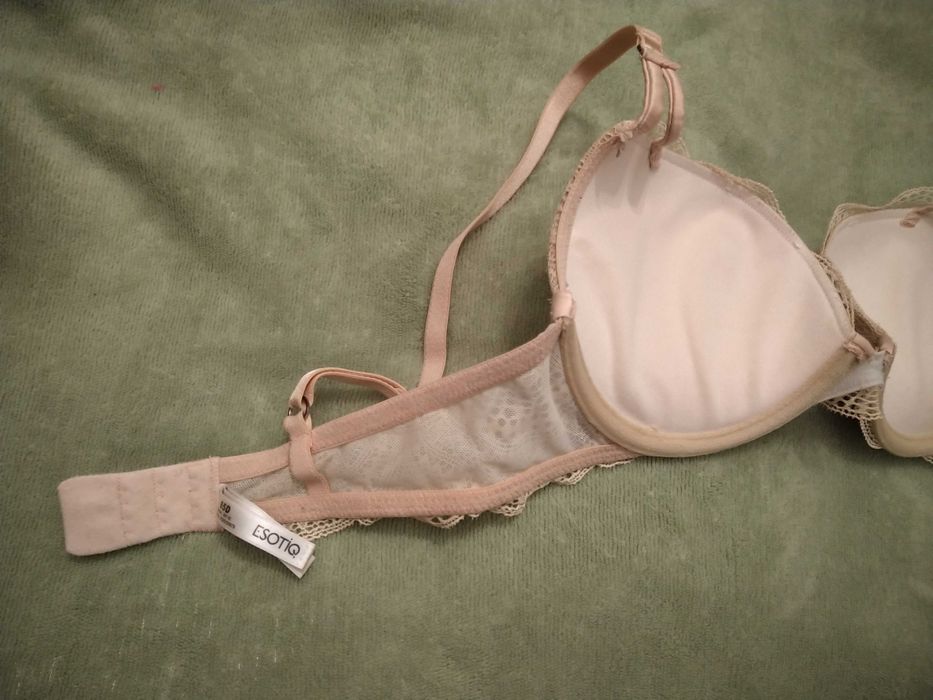 Biustonosz Esotiq 65 D model 39116 -stan idealny