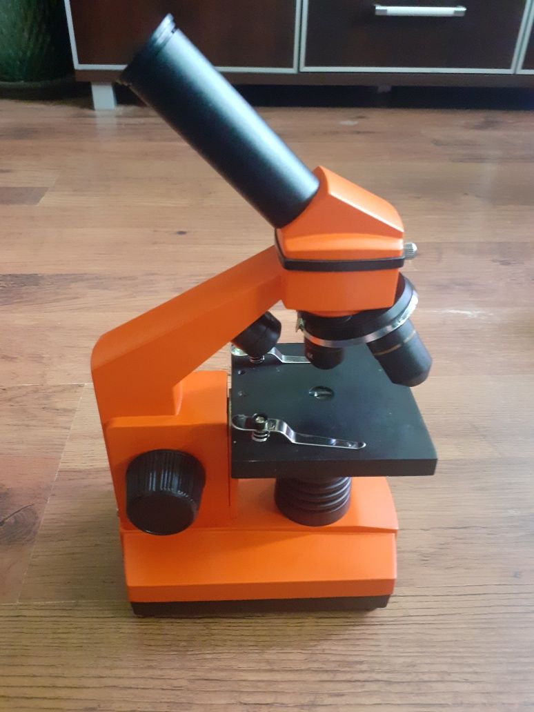 Levenhuk 2L Mikroskop