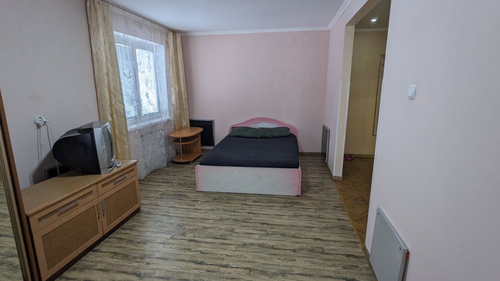 Квартира погодинно на ніч та подобово.600грн