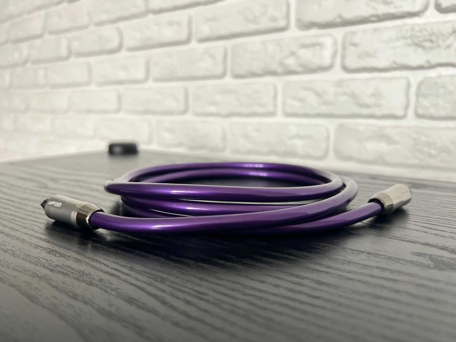 Цифровой оптический кабель QED Reference Optical Quartz (топ, стекло)