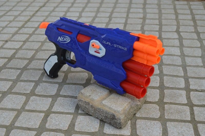 Nerf Dual-Strike