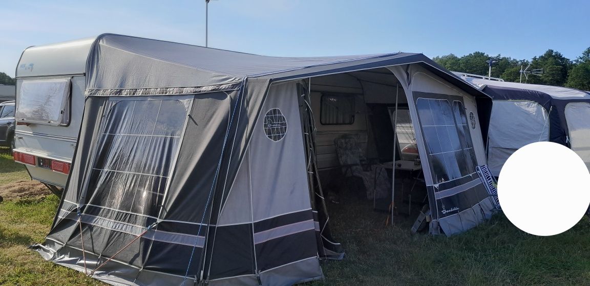 Przyczepa kempingowa WILK z miejscem w Sarbinowie