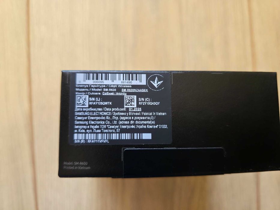 Оригінальні нові Samsung Galaxy Buds3 Pro Silver з оф гарантією 2 роки