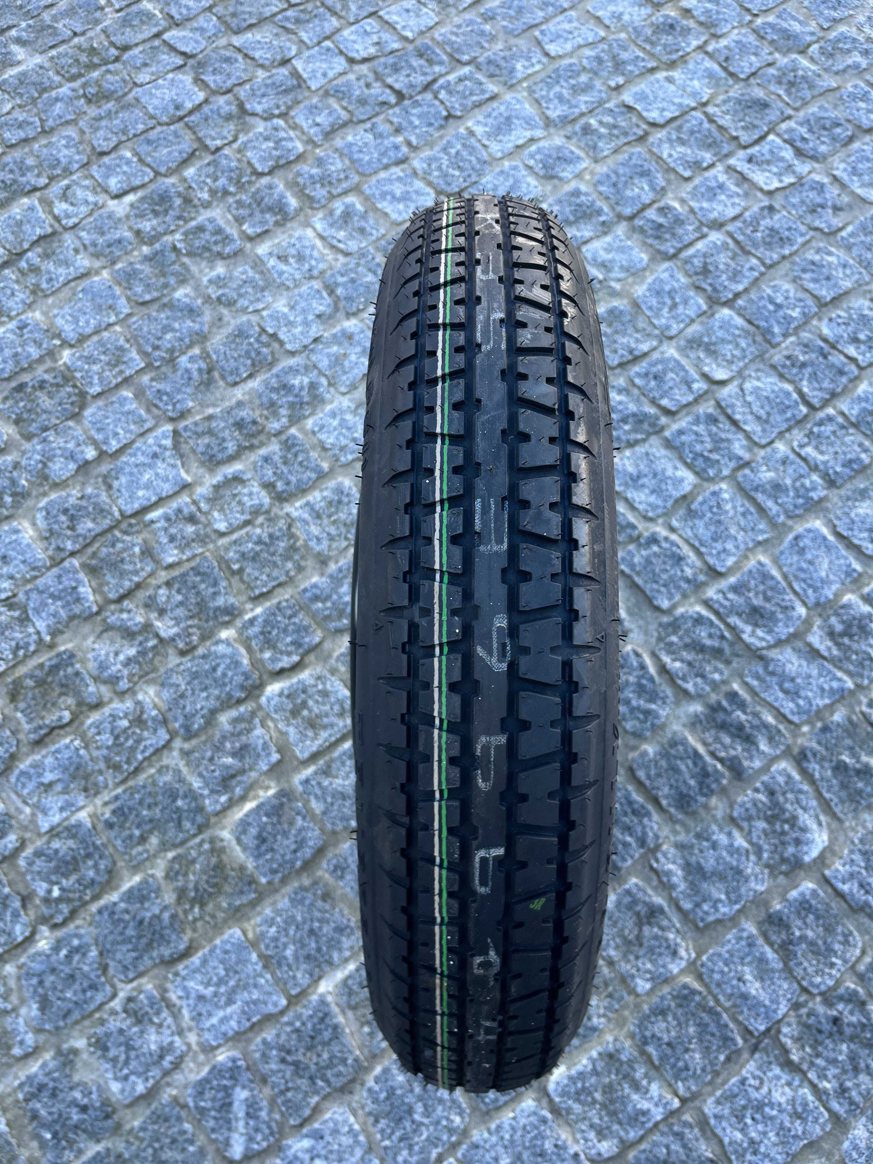 4 pneus de inverno (205/55R17) + 1 pneu de verão (195/55R16) +suplente