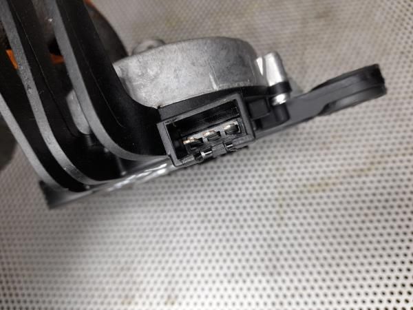 Motor limpa vidros trás OPEL Astra H GTC (L08)