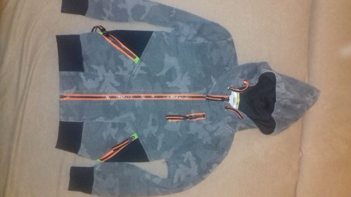 Bluza sportowa chłopięca r 98/104