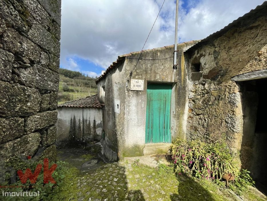 Casas T2 para venda a 10 minutos de Oliveira do Hospital