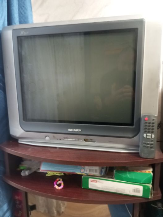 Телевизор SHARP б/у