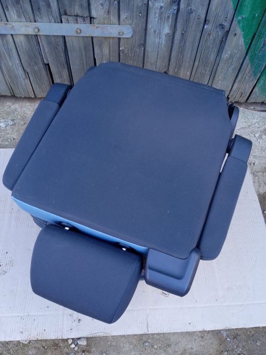 Fotel siedzenie obrotowy vw t5 multivan atlantis