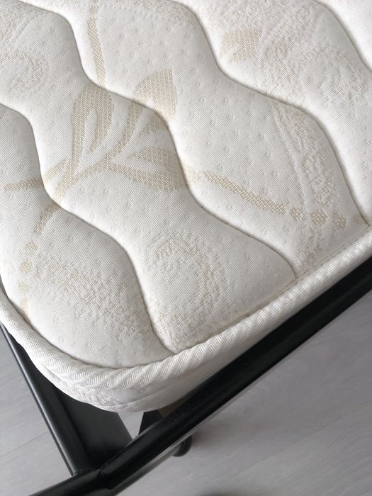 Ліжко IKEA металеве з матрасом 200»160