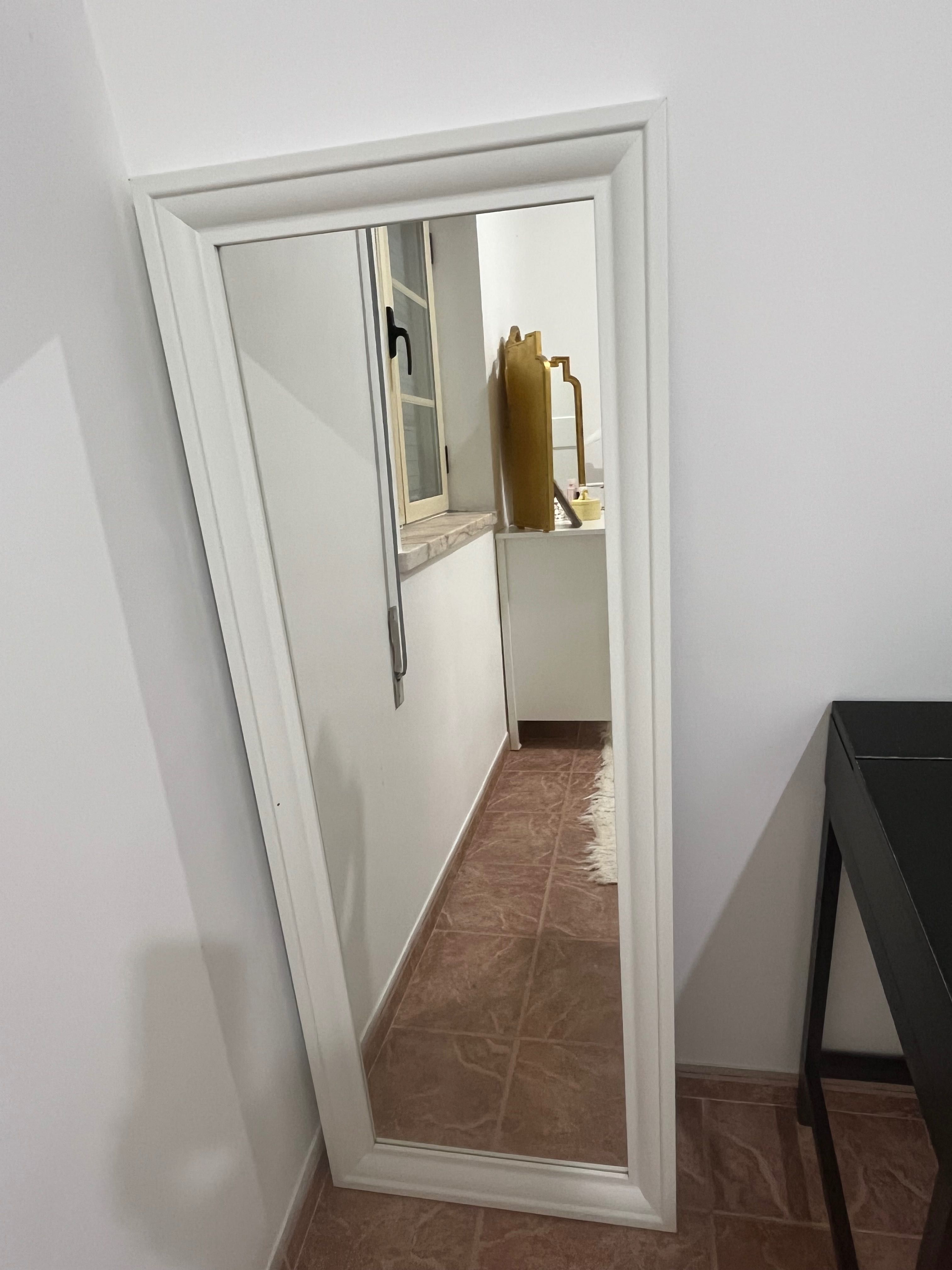 Espelho branco Ikea