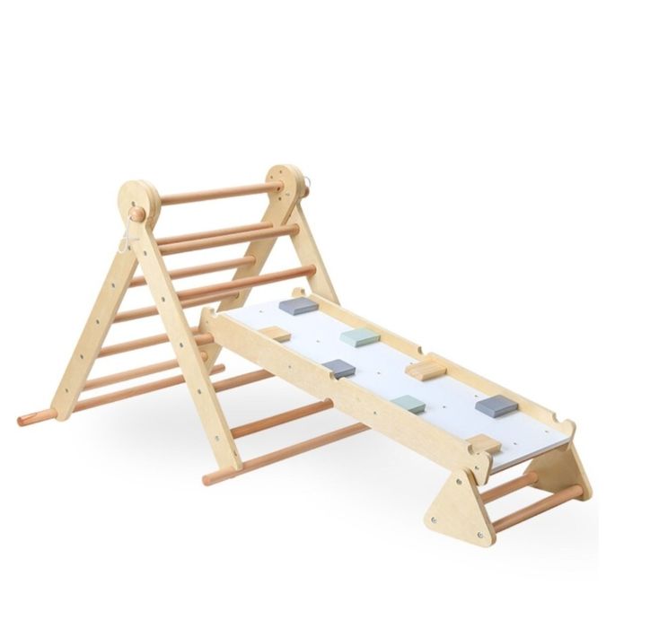 Drewniany, domowy plac zabaw dla dzieci - drabinka + ścianka wspinaczk
