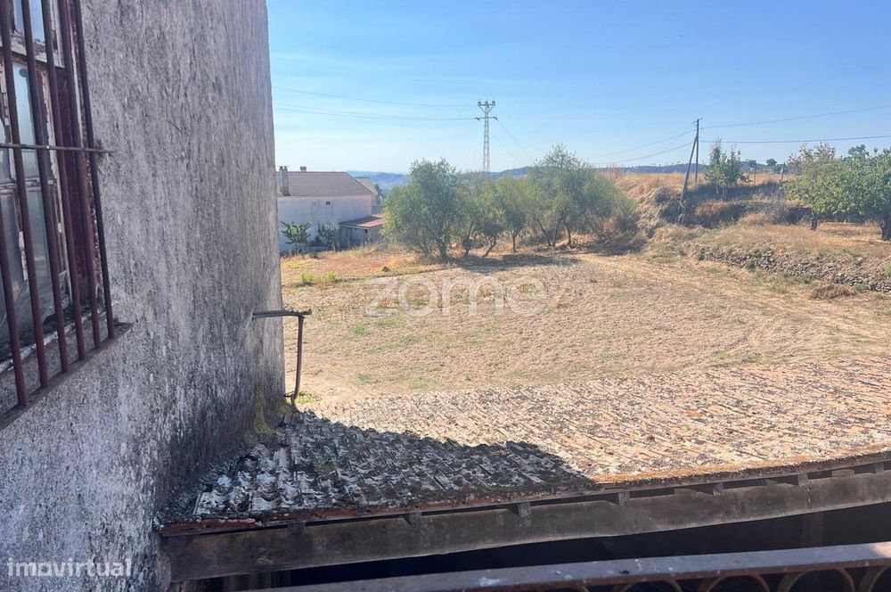 Moradia, Vilarinho da Castanheira