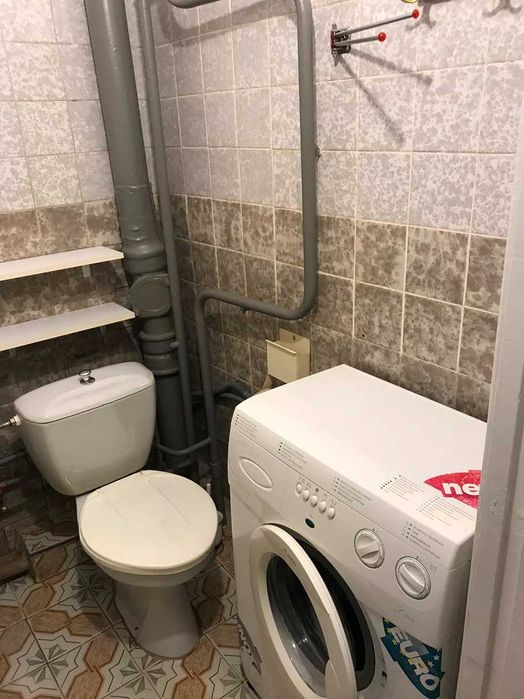 Здається  1-к. квартира , Харківське шосе 158А