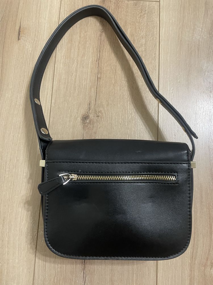 Сумка Guess кроссбоді